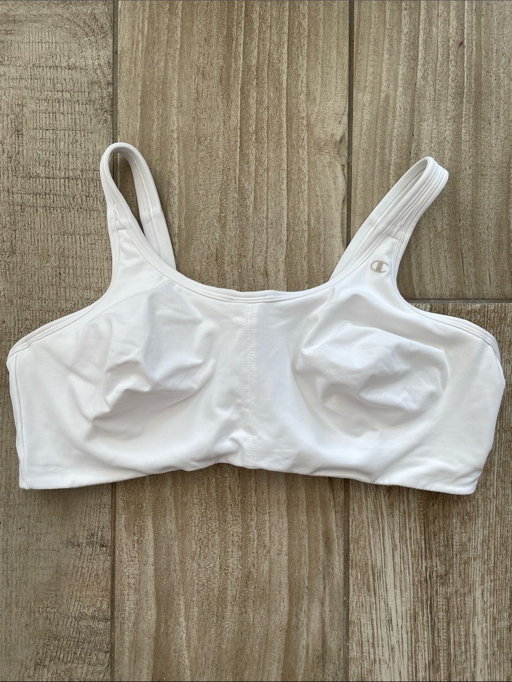 Champion white underwire sports bra, size 40-42 C/D
